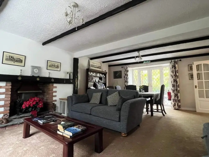 Cwmbach Cottages