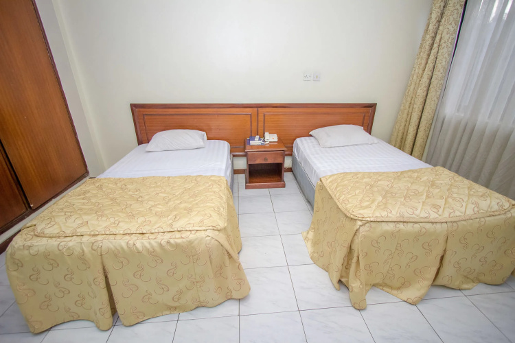 Holiday Express Hotel