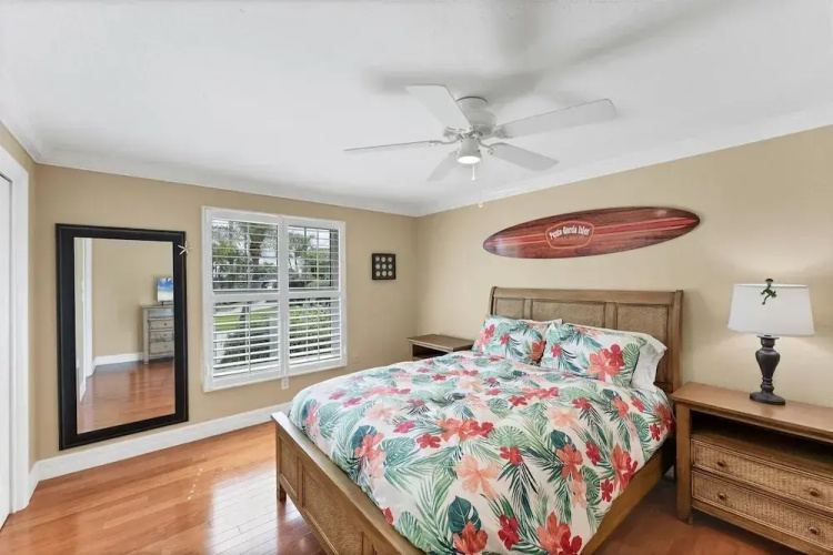 803 Napoli Lane
