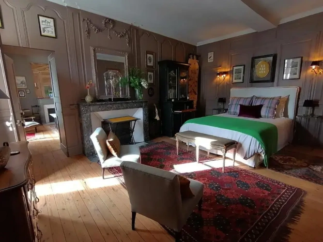 Deluxe Suite