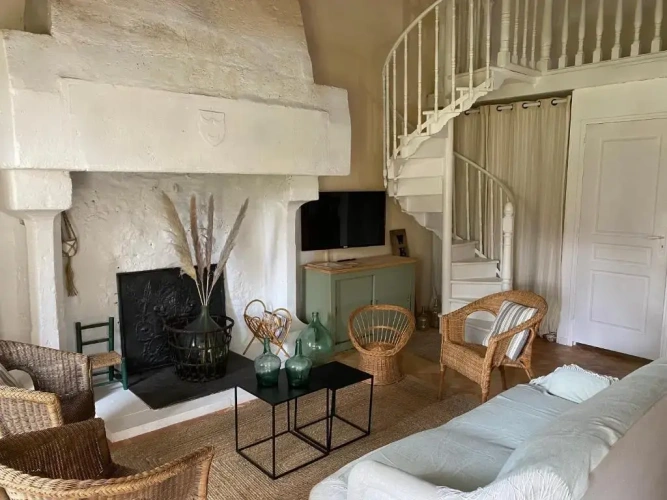2 Bedrooms Cottage