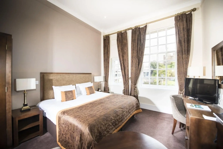 Standard Double room with river view