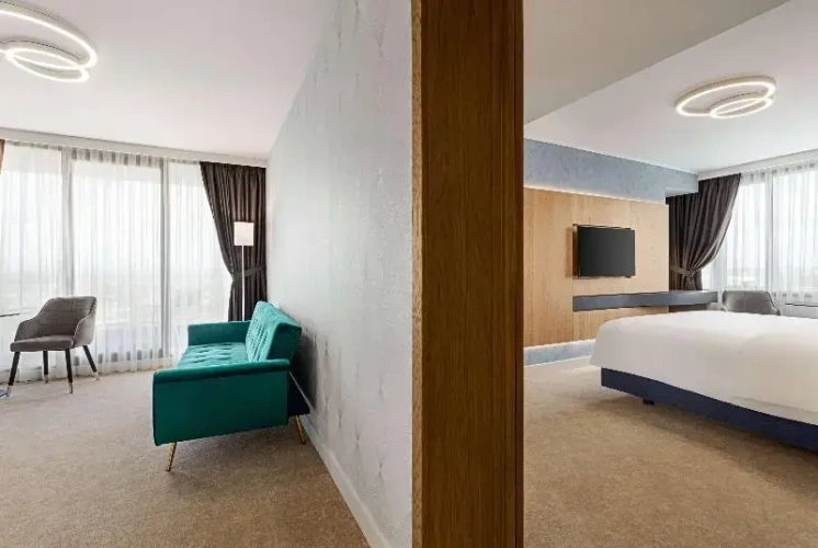 Double Suite