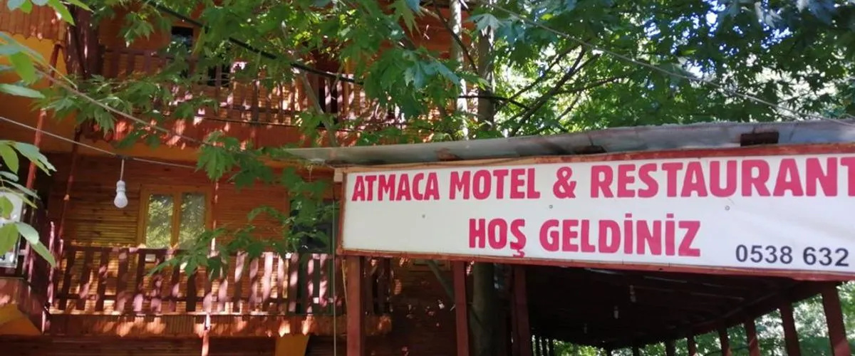 Kapuzbaşı Şelalesi Atmaca Motel