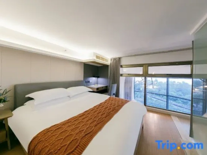 3 Bedrooms Grand Double Suite with view
