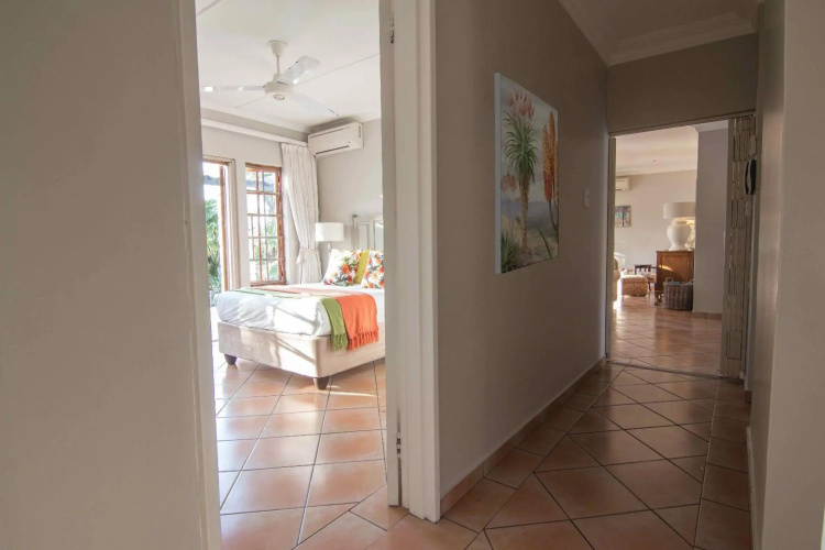 15 Oyster Crescent
