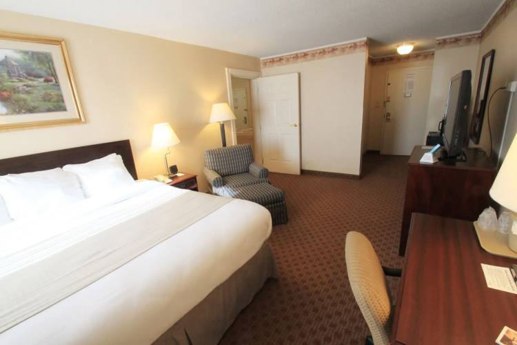 Fireside Inn & Suites Portland