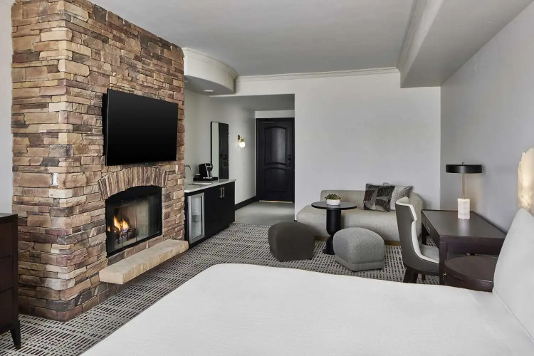 Bellasera Hotel & Suites Paso Robles, Tapestry by Hilton
