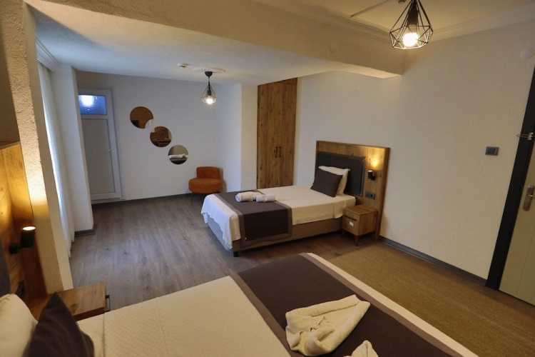 Standard Triple room with balcony and with city view