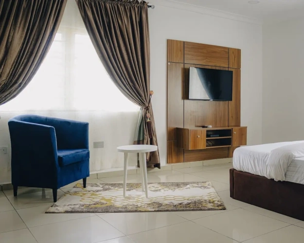 1 Bedroom Suite
