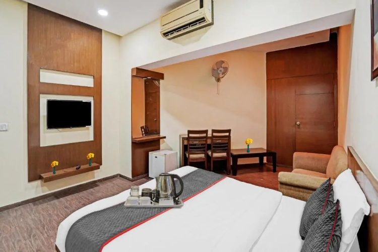 Hotel Royal Regency