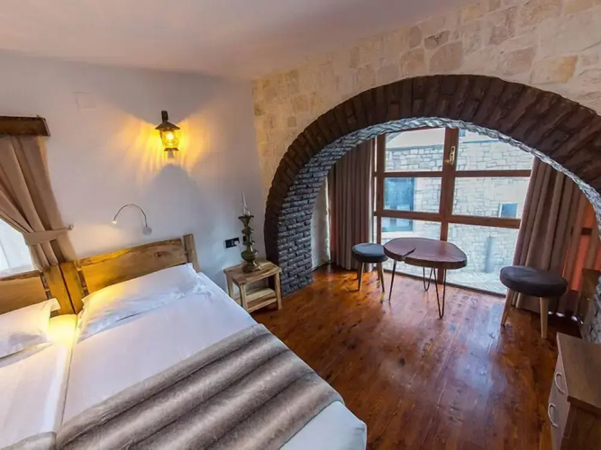 Heraklis Hotel