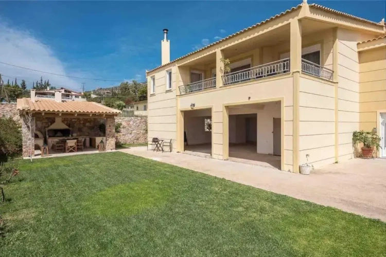 3 Bedrooms Cottage