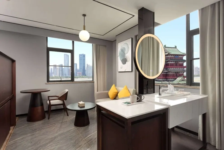 Executive Double room with river view