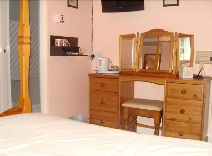 Millstones Country Hotel