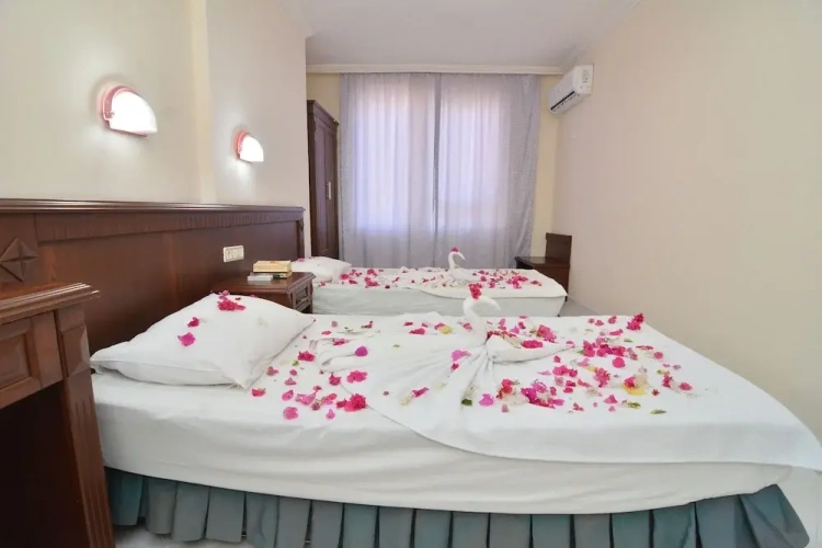 Standard Quadruple room with balcony