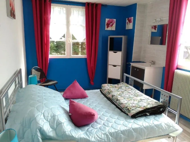3 Bedrooms Cottage
