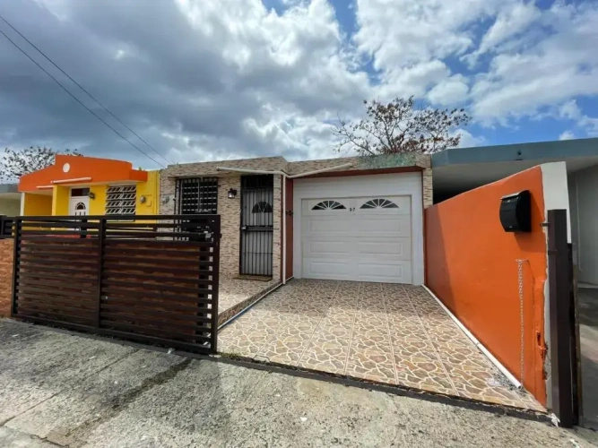 3 Bedrooms Cottage