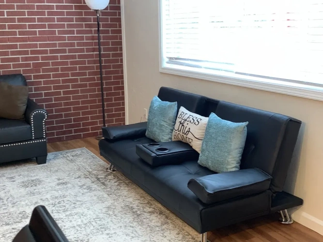 1 Bedroom Business Apartment