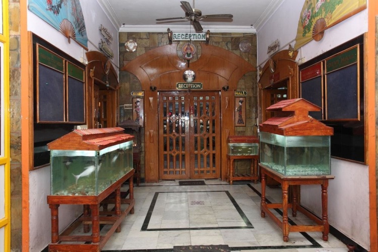 Trishul Hotel