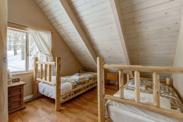 Quintessential Tahoe Cabin