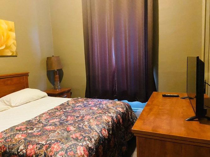 Alexandra Hotel
