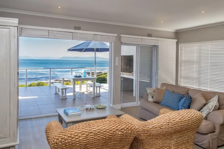 Gansbaai Seafront Holiday House: Ons C-huis