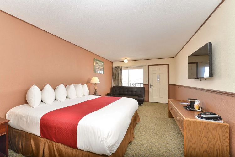 Americas Best Value Inn Wall