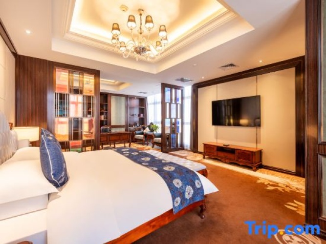 Premier Suite