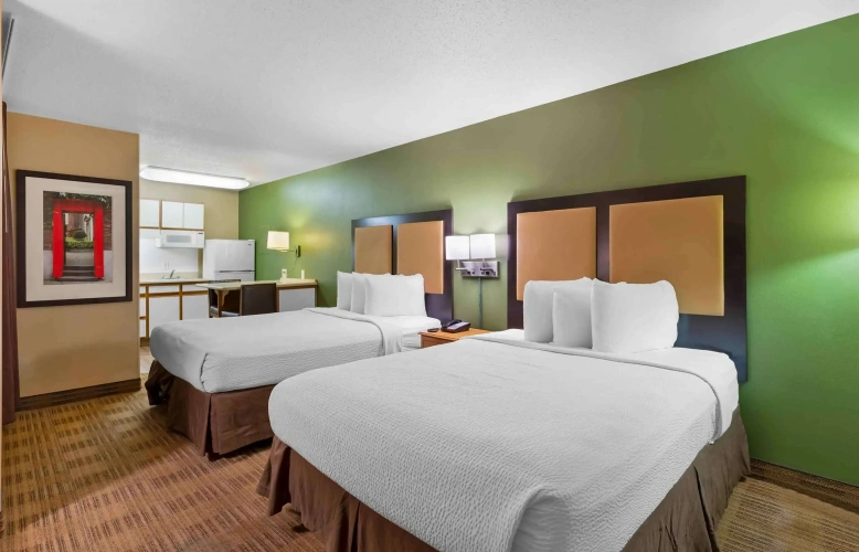 Quadruple Suite