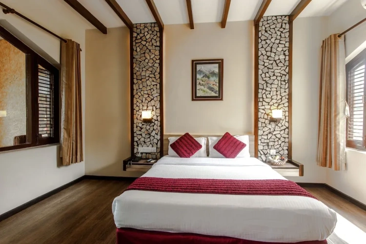 Deluxe Double room with balcony and with garden view