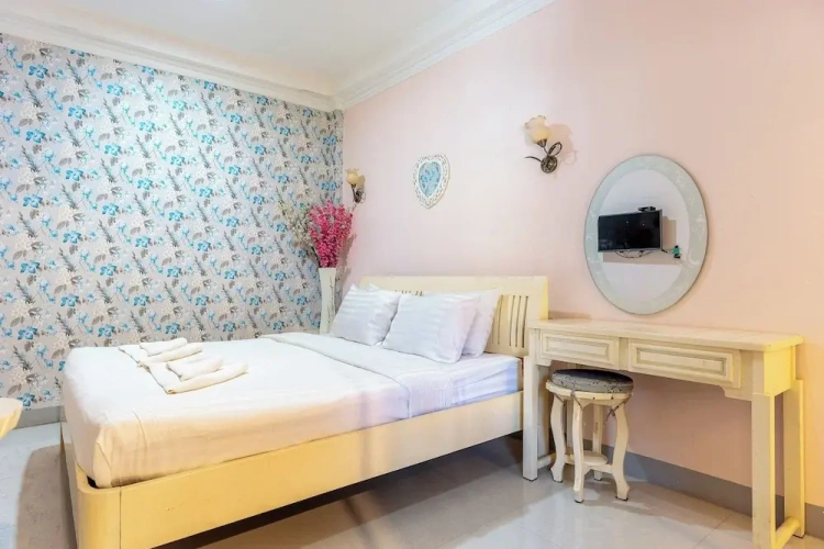 Standard Double room with garden view