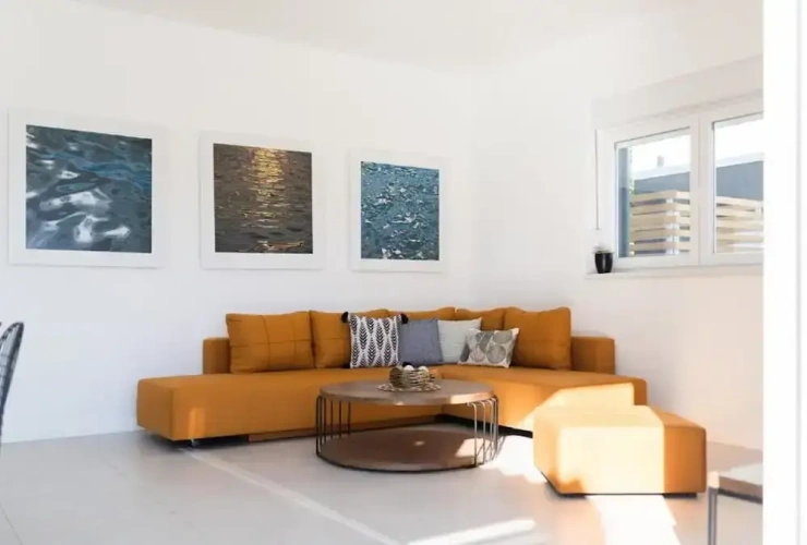 4 Bedrooms Villa
