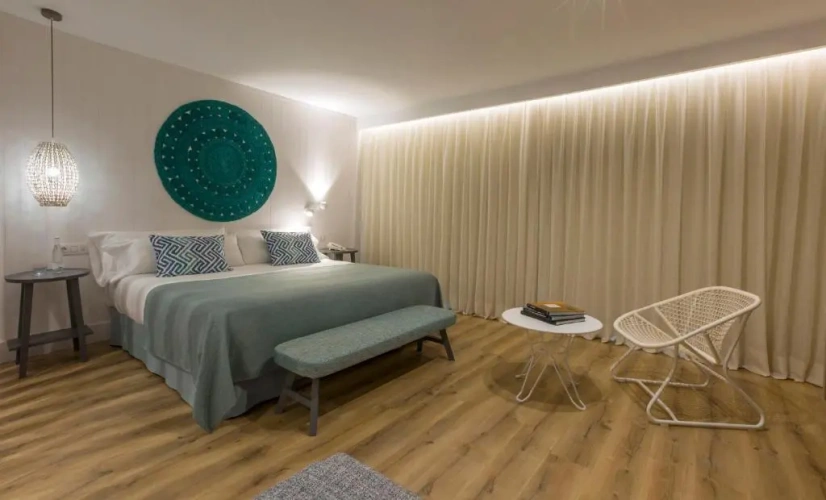 Premium Suite Mediterranea with pool view