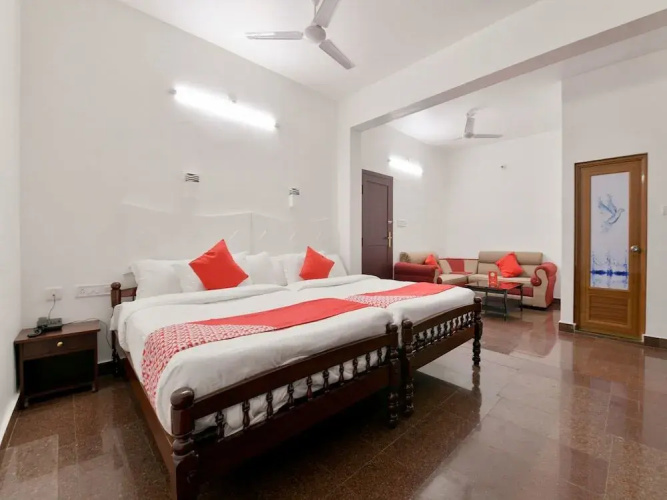 AAR Palmyra Regency by OYO Rooms