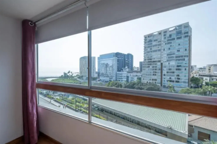 Charming Spacious Apt w City Ocean Views