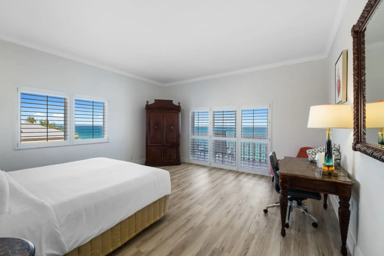 Best Western Beachcomber Hotel