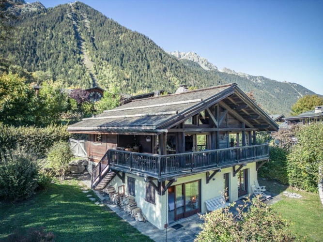 4 Bedrooms Chalet