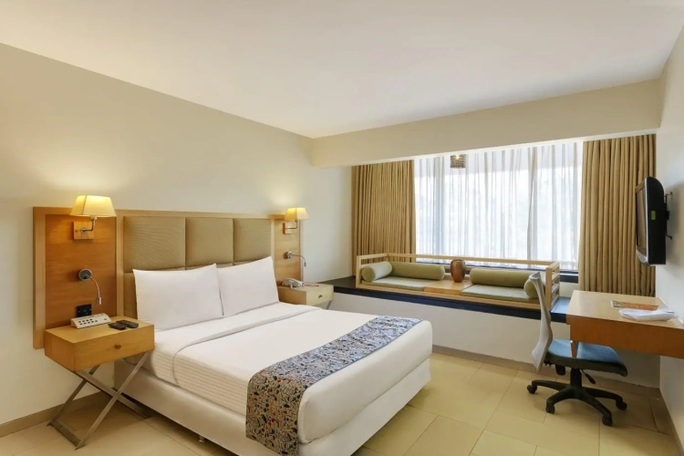 1 Bedroom Superior Double room with city view