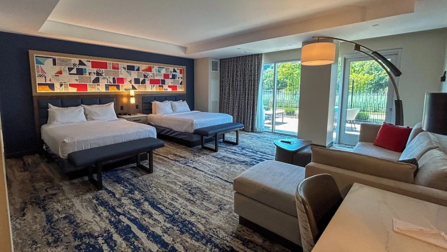 Quadruple Suite with river view