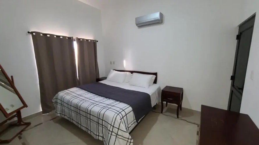 Spacious Private 7 Bedroom - Bachelor s Welcome