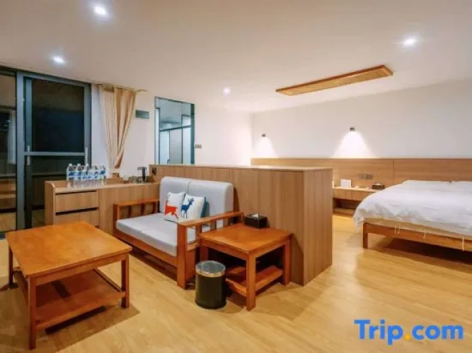 Deluxe Double Family room