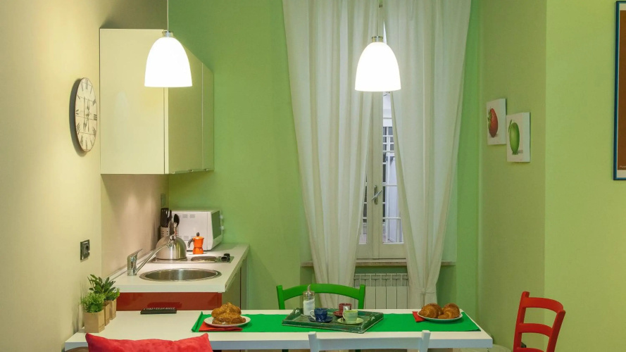 Trevi Colour- Rental in Rome