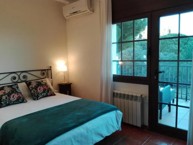 Standard Triple room with sea view