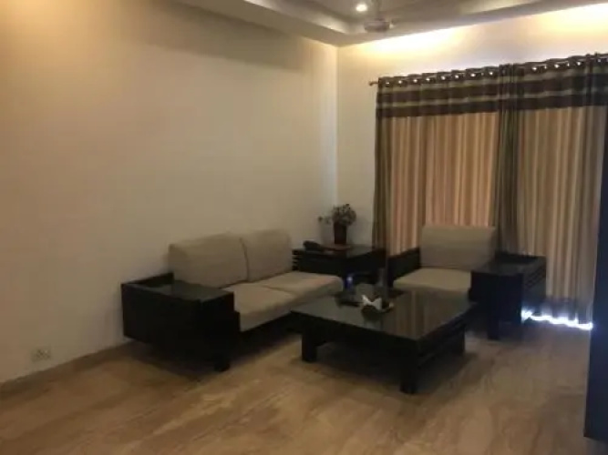 Vipul Grand