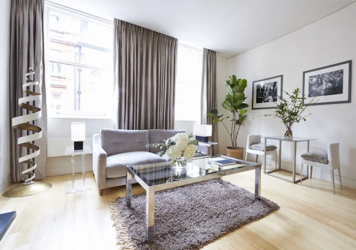 1 Bedroom Deluxe Apartment
