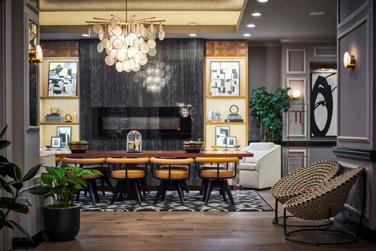 Claridge House photo 31