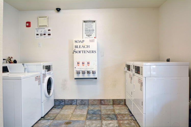 Motel 6 photo 15