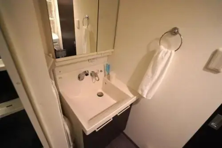Glass Shiseikan Room403