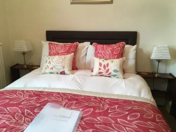 Walmar Bed  Breakfast